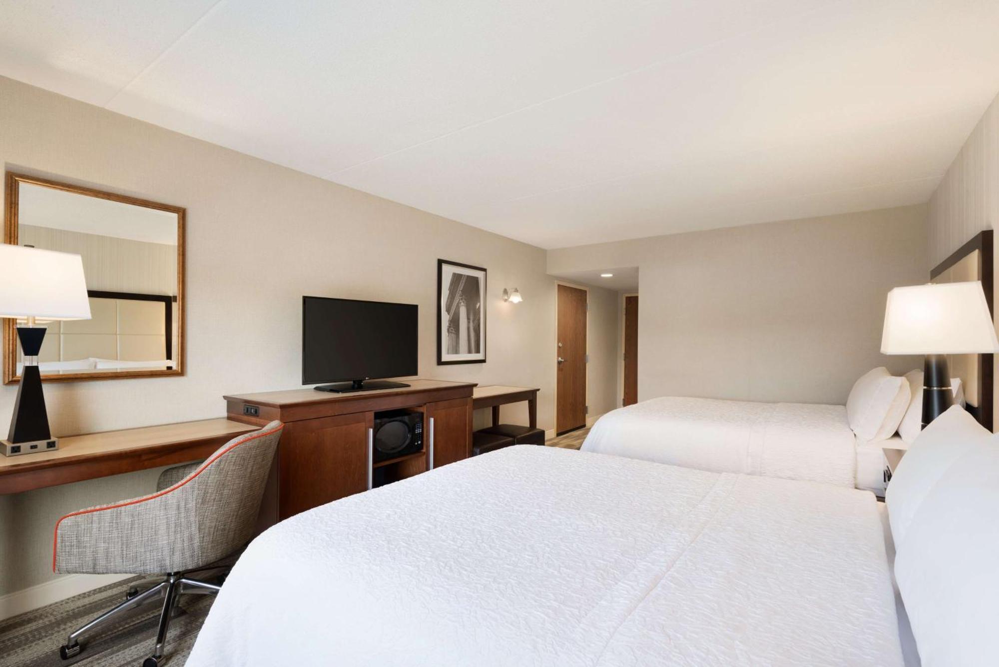 Room with Two Queen Beds - Non-Smoking